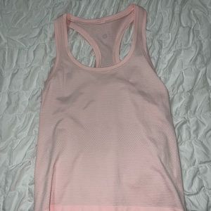 Lululemon swiftly tech in strawberry milkshake